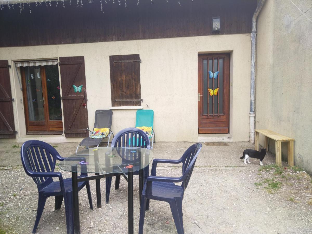 Mont-sous-Vaudrey Maison Du Bonheur المظهر الخارجي الصورة